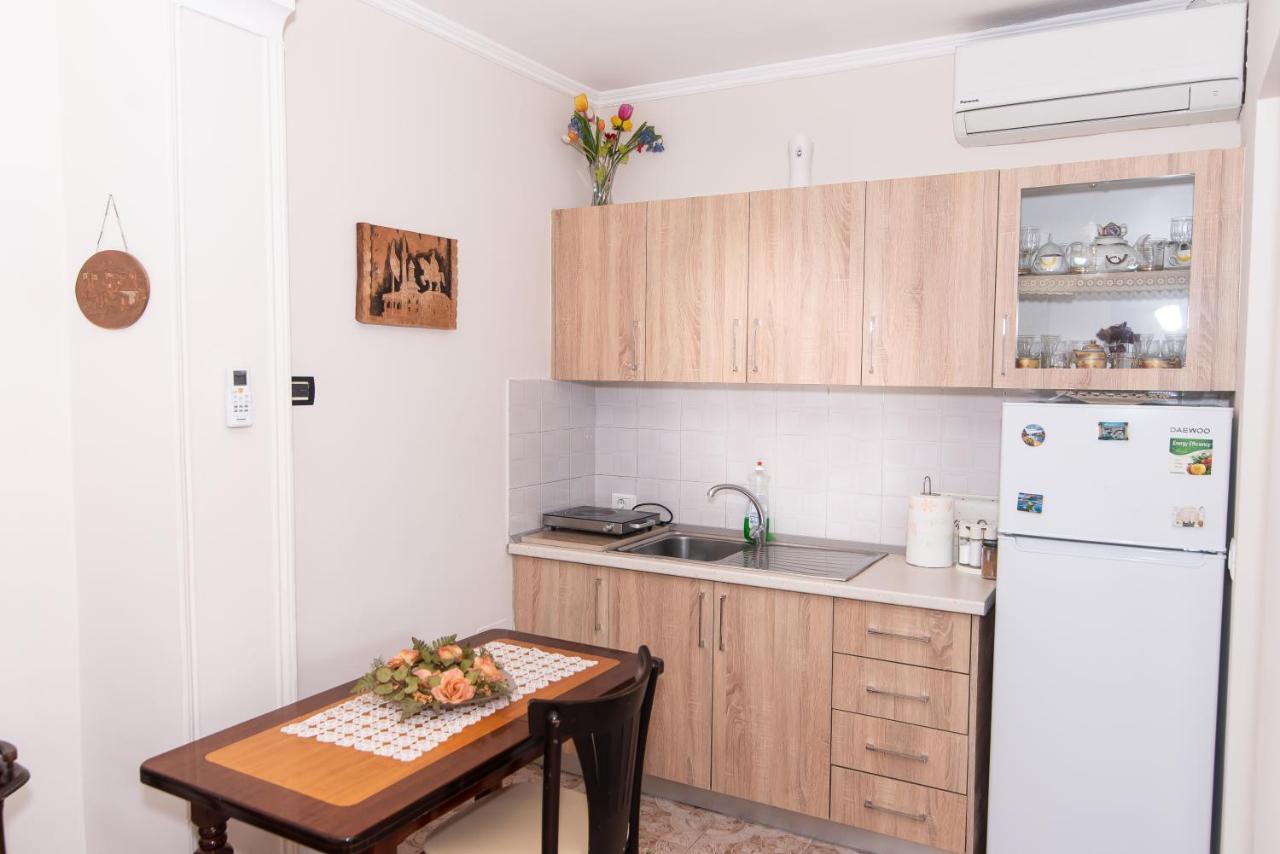 Erla'S Apartment Τίρανα Εξωτερικό φωτογραφία