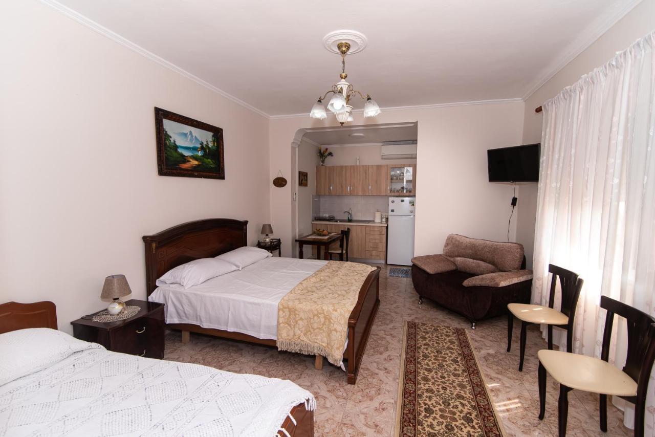 Erla'S Apartment Τίρανα Εξωτερικό φωτογραφία